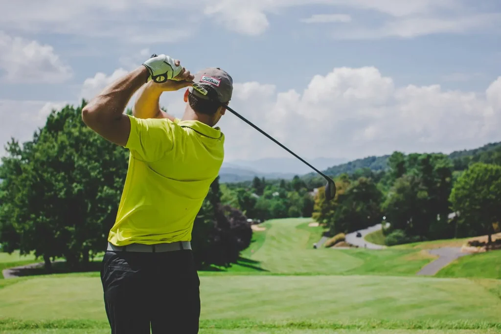 swing analysis in Indoor golf